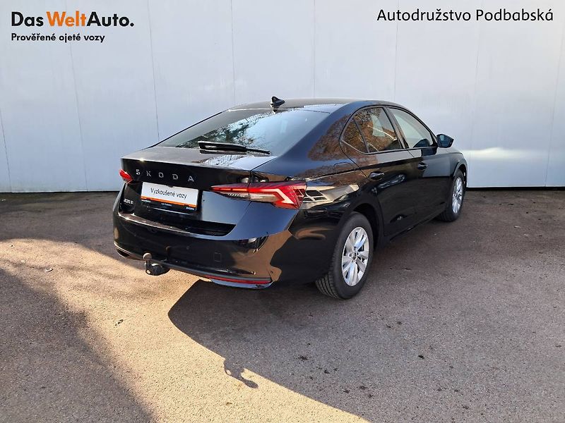 Škoda Octavia (2024) IV SELECTION 1.5 TSI / 85 kW M - fotka 2 z 29