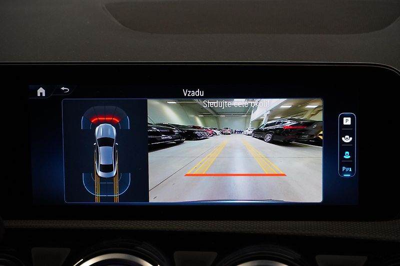 Mercedes-Benz CLA 180,NZ.TOPENÍ,VYHŘÍVANÝ VOLANT - fotka 22 z 30