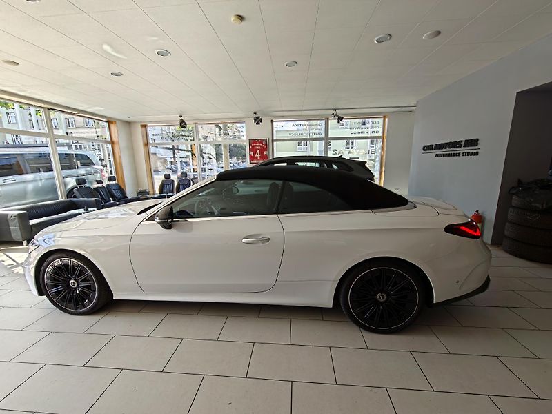 Mercedes-Benz CLE 200 cabrio AMG Pack - fotka 10 z 32