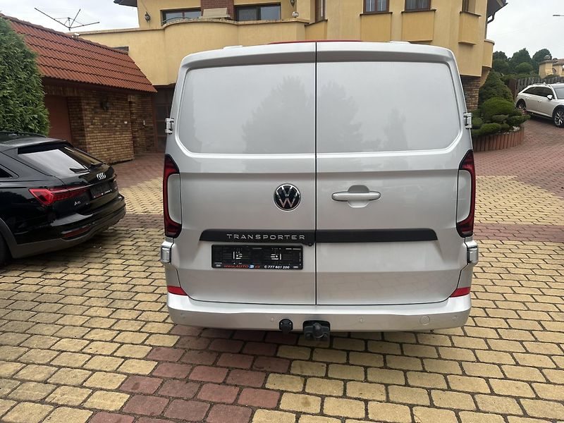 Volkswagen Transporter T7 2,0 TDi, WEBASTO, KAMERA - fotka 14 z 24