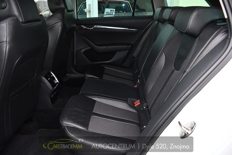 Škoda Octavia 2,0 TDI 110kW - fotka 13 z 50
