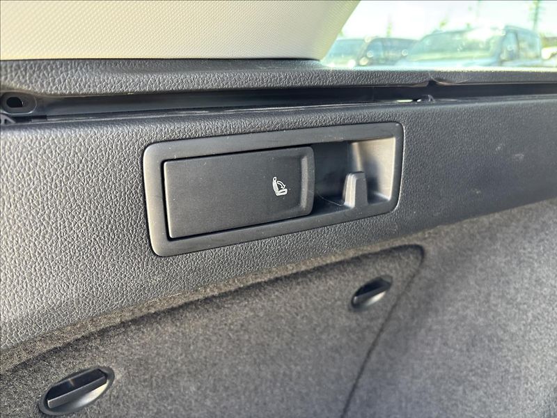Volkswagen Golf 1,0 TSI 81 kW Comfortline - fotka 13 z 48