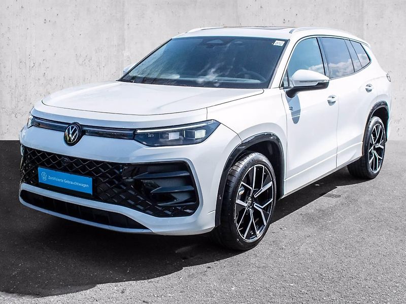 Volkswagen Tayron TSI 195kW 4M R-Line Pano Venti - fotka 1 z 20