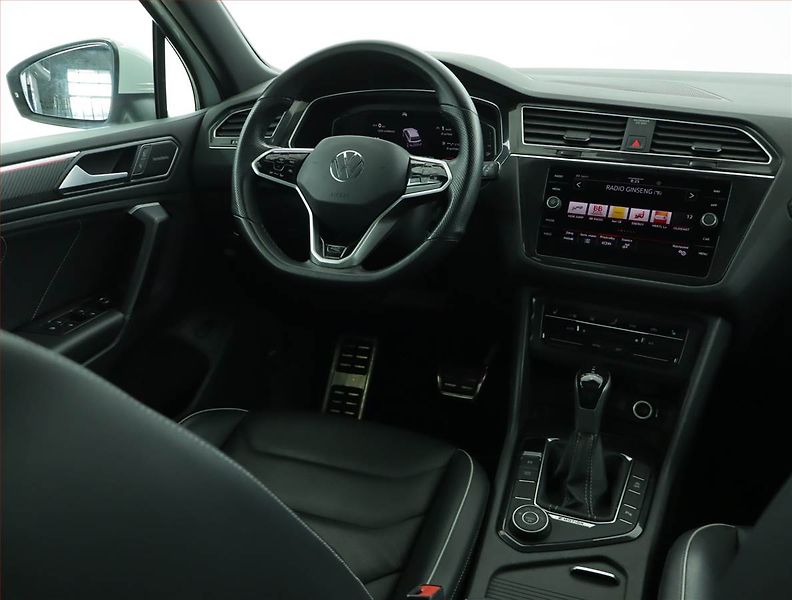 Volkswagen Tiguan (2022) R-Line 2.0 TSI - fotka 7 z 19
