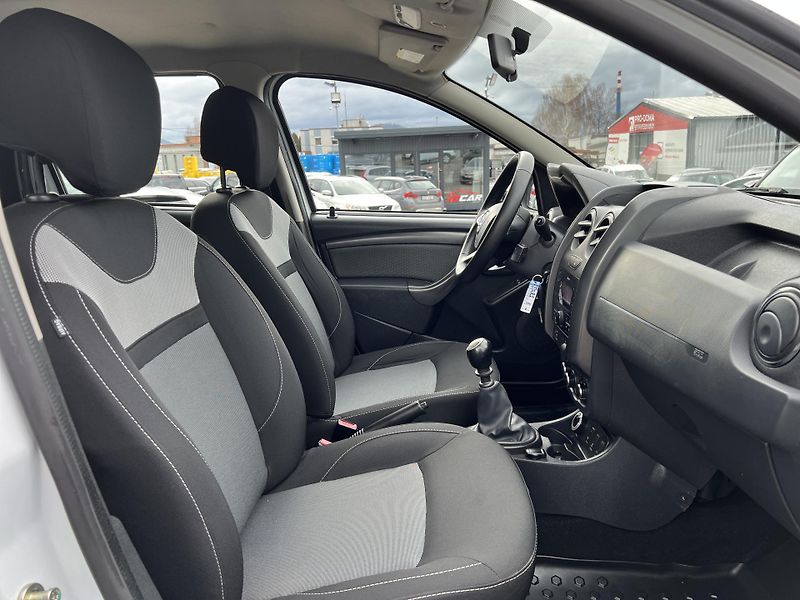 Dacia Duster 1.5DCi 4x4 ČR 1.MAJ. odp. DPH - fotka 26 z 36