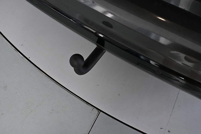 Ford Mondeo (2022) 2.0 LED SONY ACC TITANIUM Tažn - fotka 29 z 38