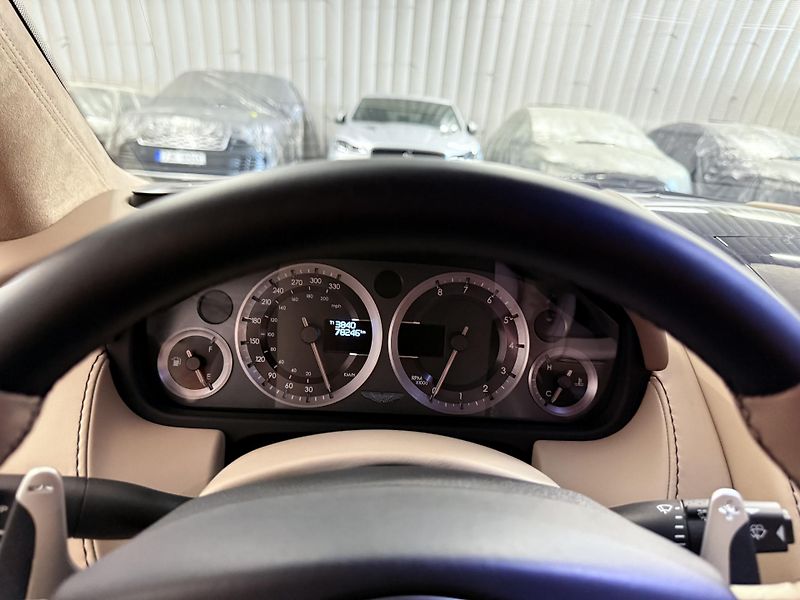 Aston Martin Rapide (2016) S 6.0 560PS,AT-8ST,SERVIS - fotka 41 z 72