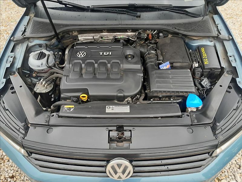 Volkswagen Passat Variant 2.0 TDI 110KW - fotka 53 z 59