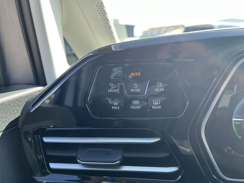 Volkswagen Caddy Life Edition 1.5 TSI PHEV - fotka 15 z 21