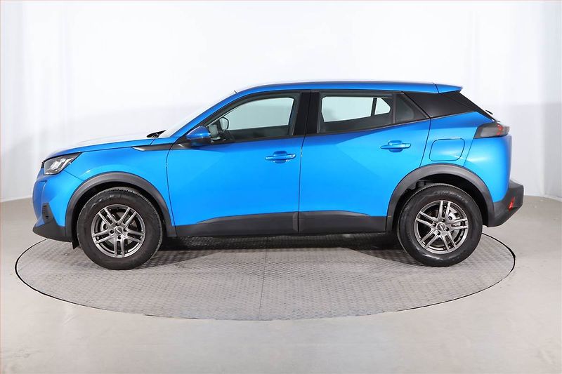 Peugeot 2008 (2020) 1.2 PureTech, Serv.kniha - fotka 3 z 24