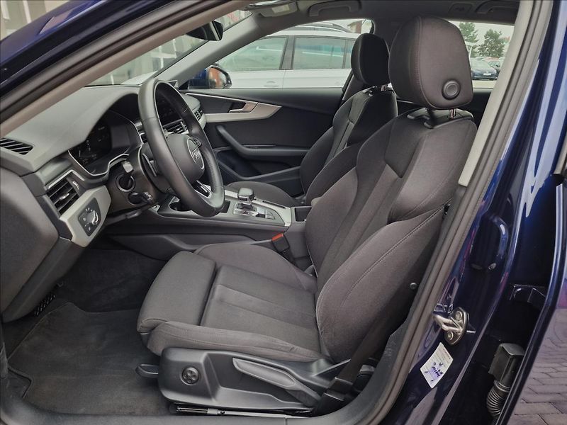 Audi A4 40TDI 150kW S-Line, ČR,1.Maj. - fotka 19 z 50