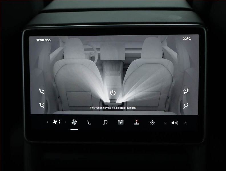 Tesla Model 3 (2025) Standard Range 60kWh, SoH 98% - fotka 22 z 34