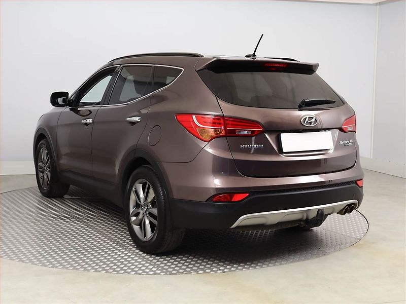 Hyundai Santa Fe (2013) 2.2 CRDi, 4X4, Automat - fotka 4 z 18