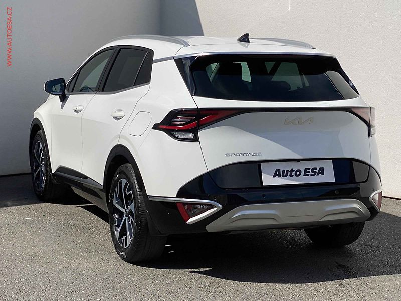 Kia Sportage (2023) 1.6 TGDi, 2.maj,ČR, TOP, AT - fotka 6 z 22