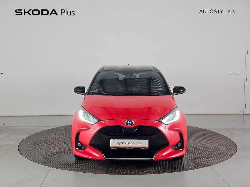 Toyota Yaris (2024) 1.5HEV 116k e-CVT SELECTION ST - fotka 4 z 27