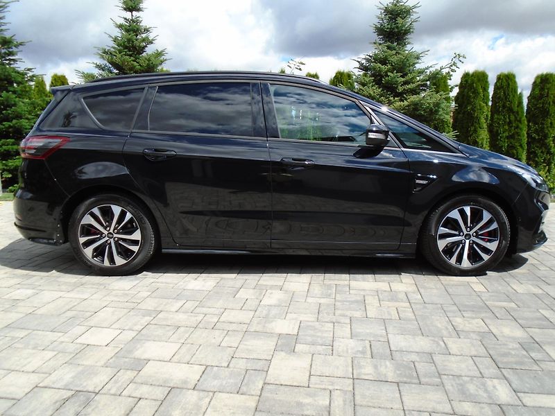 Ford S-MAX 2.0EcoBlue140kW 8AT ST-Line 7m - fotka 7 z 48