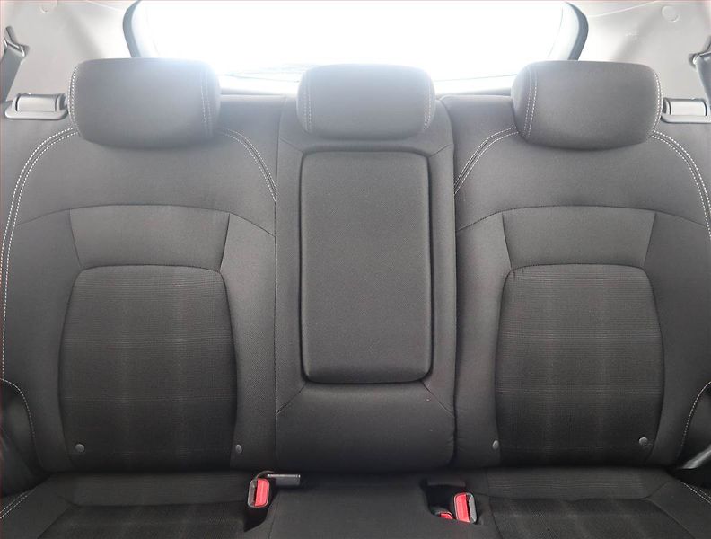 Kia Sportage (2015) 1.6 GDI - fotka 10 z 14