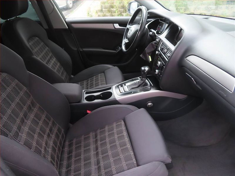 Audi A4 (2013) 2.0 TDI, Automat, Xenony - fotka 9 z 19