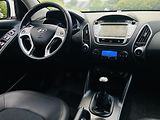 Hyundai ix35 2.0i 4x4 1MAJIITEL KAMER TAŽNÉ - náhled 24