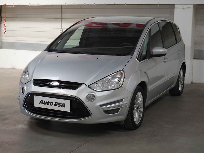 Ford S-MAX (2010) 2.0TDCi 7Míst, AC, tempo - fotka 3 z 18