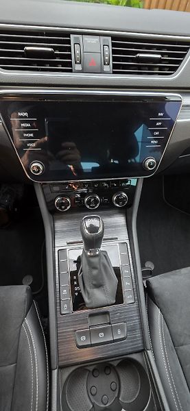Škoda Superb (2021) Prodám Škoda Superb combi - fotka 14 z 15