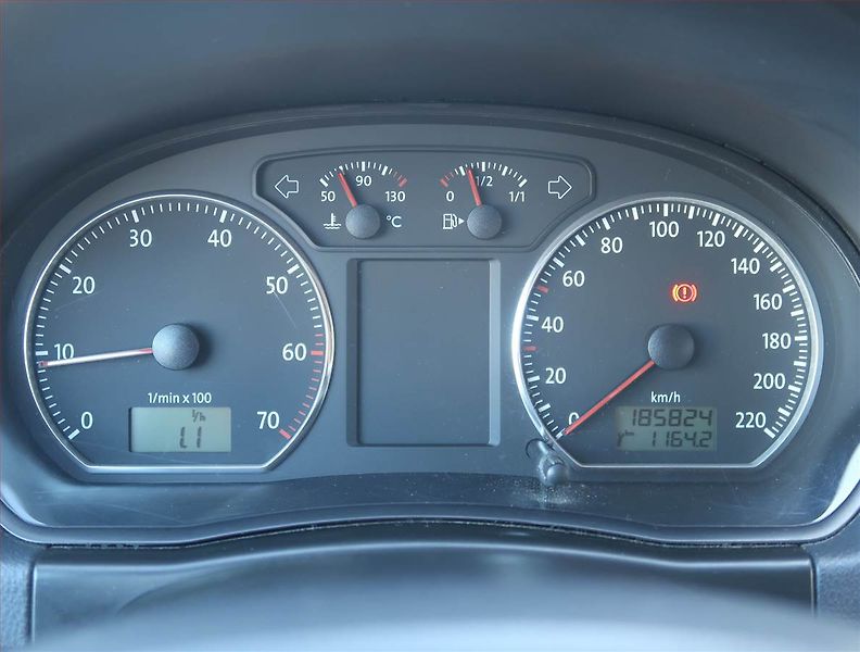 Volkswagen Polo (2006) Cross 1.2 12V, po STK - fotka 11 z 15