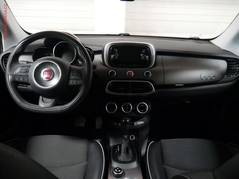 Fiat 500X (2017) 2.0 4x4, 2.maj,ČR, servis - fotka 8 z 21