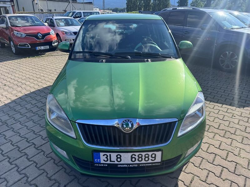 Škoda Fabia (2010) 1,2 TSI 63 KW 2X KOLA - fotka 9 z 45
