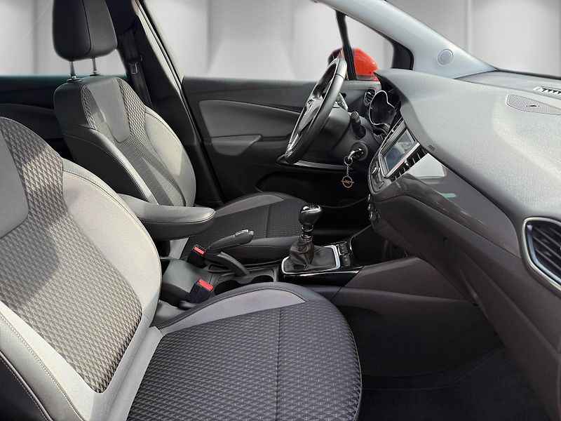Opel Crossland X (2020) 1,2 Turbo 81 kW Inovation - fotka 22 z 24