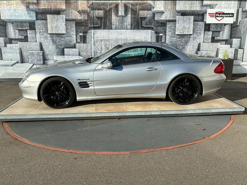 Mercedes-Benz SL (2002) 5.0 V8, 225KW - fotka 3 z 31