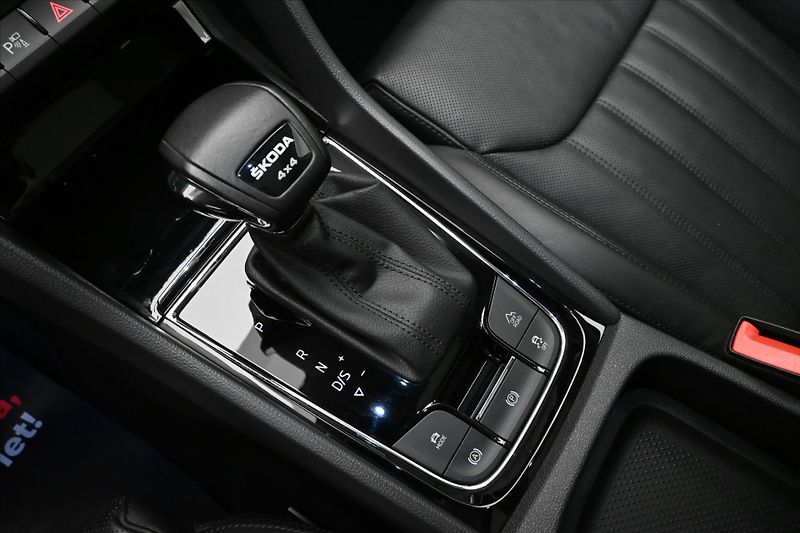 Škoda Kodiaq 2,0 TSI 140KW DSG 4x4 7MÍST ST - fotka 24 z 35