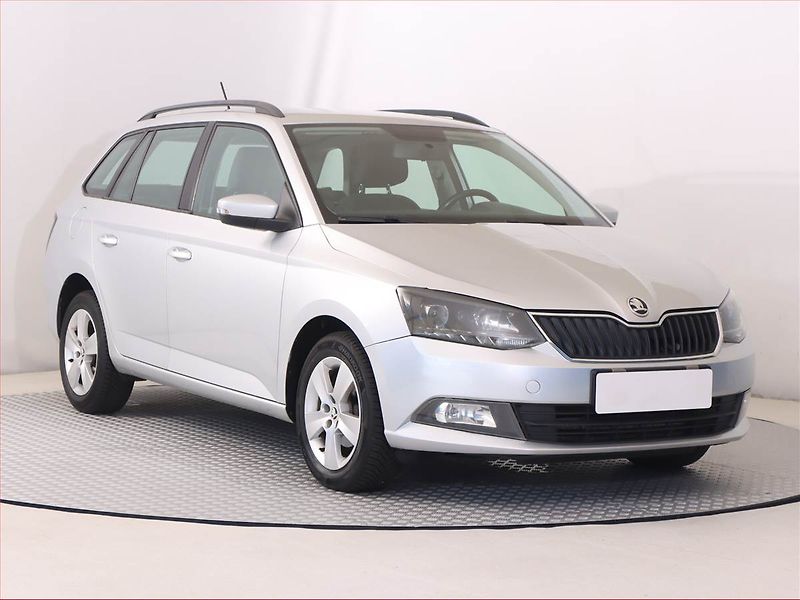 Škoda Fabia (2016) 1.2 TSI, Tempomat - fotografie inzerátu