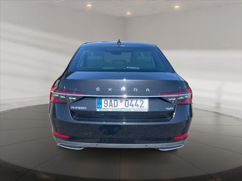 Škoda Superb 2,0 TDI 147 L&K 4x4 DSG - fotka 5 z 11