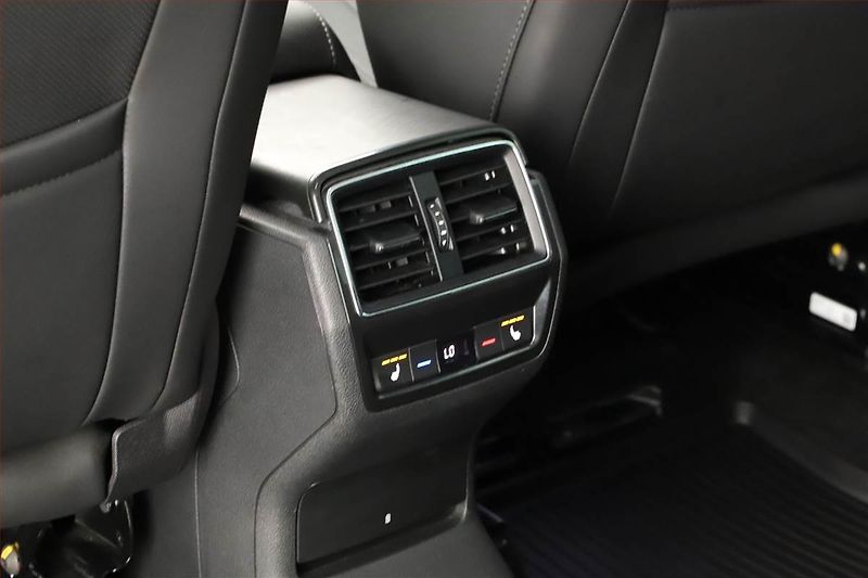 Škoda Kodiaq (2023) Laurin&Klement 2.0 TDI - fotka 17 z 20