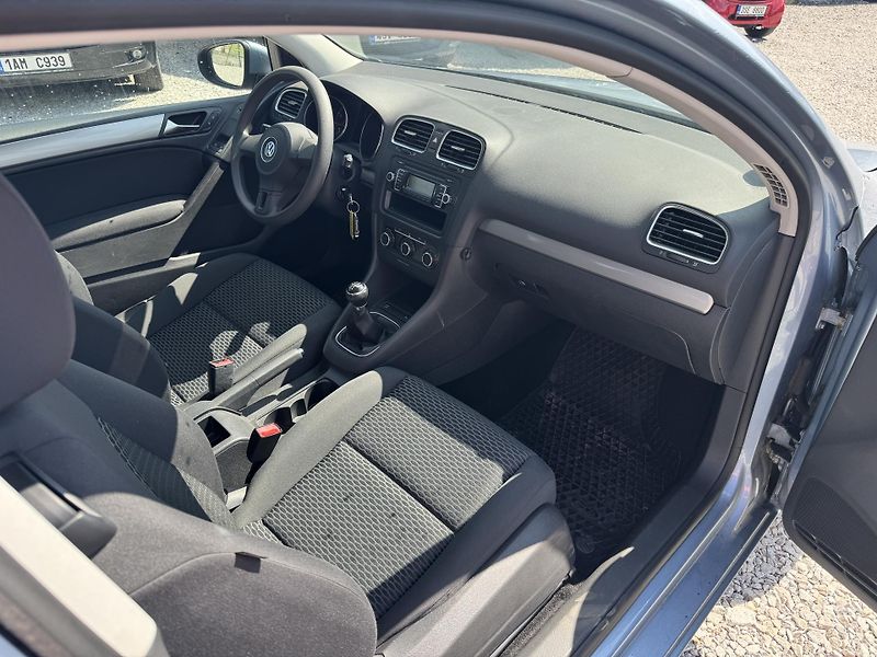 Volkswagen Golf (2008) VI,1.4-16V,SERVISKA - fotka 20 z 26