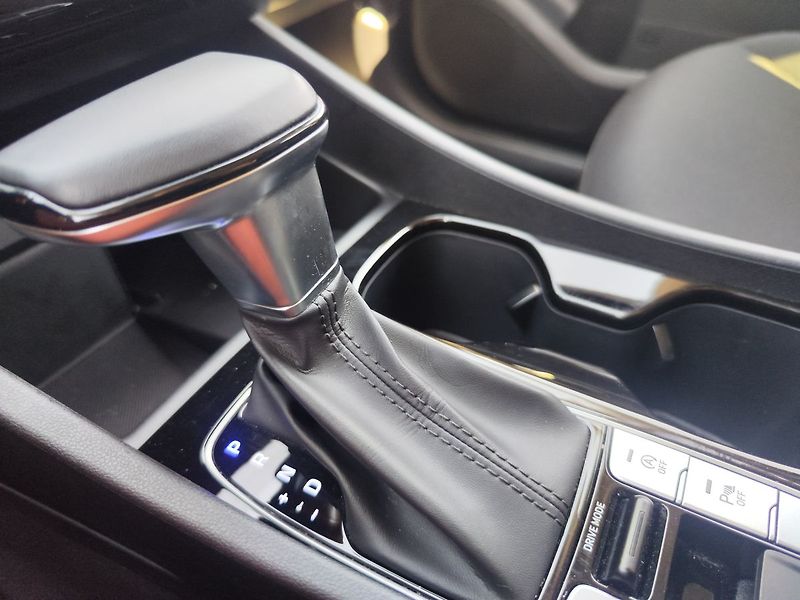 Hyundai Tucson 1.6 T-GDi/110kW Smart DCT - fotka 20 z 30