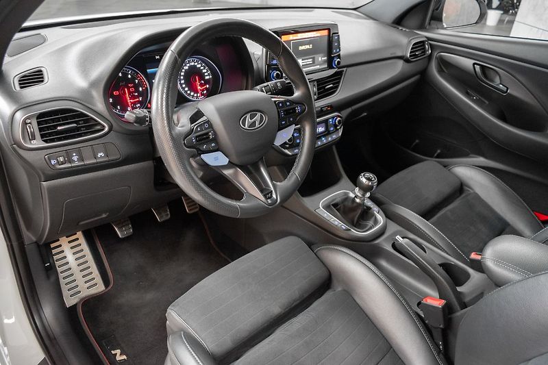 Hyundai i30 N  2.0T-GDI PERF*REMUS*ČR*DPH - fotka 18 z 48