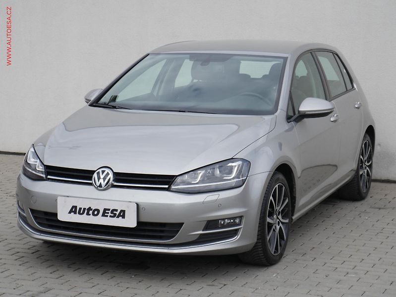 Volkswagen Golf (2013) 1.4 TSi, Highline, bixen - fotka 3 z 16
