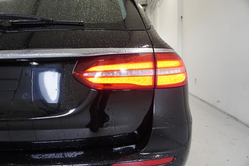 Mercedes-Benz Třídy E (2017) E220D AUTOMAT - fotka 8 z 38