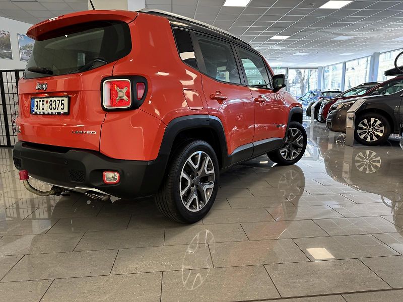 Jeep Renegade 2.0 MJT, 6MT, 4x4, CZ, 1.maj. - fotka 41 z 47