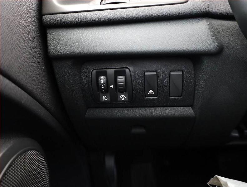Renault Mégane (2012) 1.5 dCi, Automat, po STK - fotka 14 z 16
