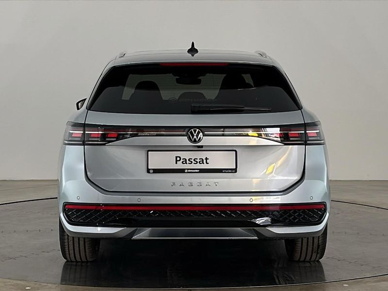 Volkswagen Passat (2025) R-Line People - fotka 17 z 31