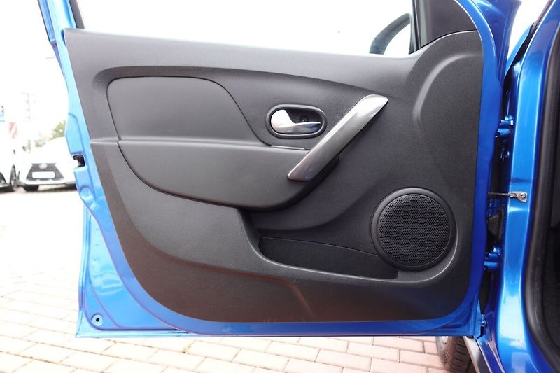 Dacia Logan 09.TCe 66kW Stepway - fotka 8 z 29