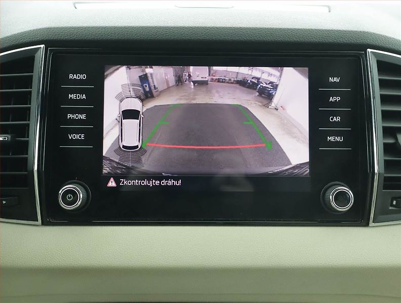 Škoda Karoq (2018) Style 2.0 TDI - fotka 15 z 17