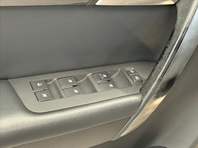 Chevrolet Captiva 2,0 D 4x4 automat, kůže - fotka 13 z 17