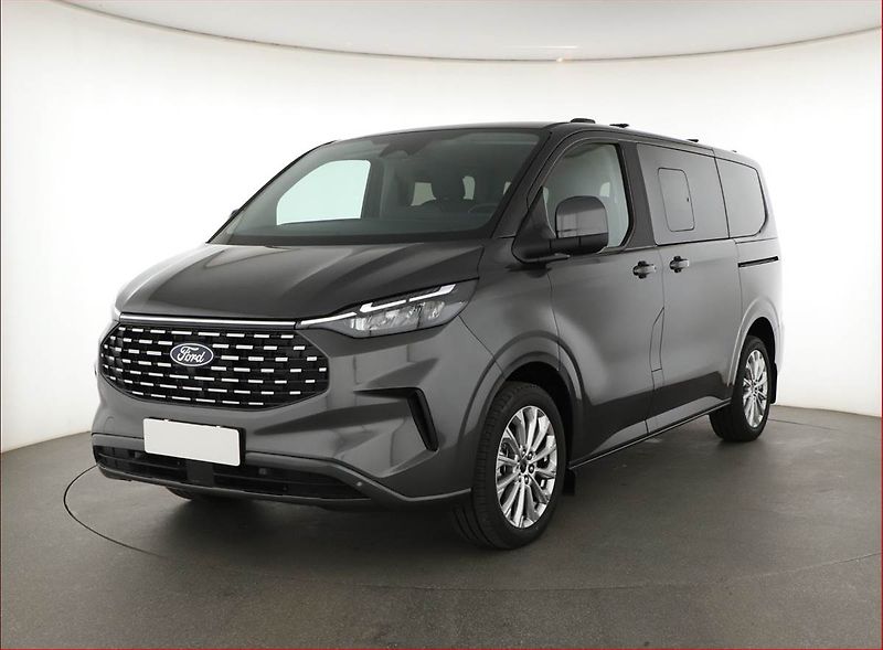 Ford Tourneo Custom (2025) 2.0 EcoBlue - fotka 2 z 23
