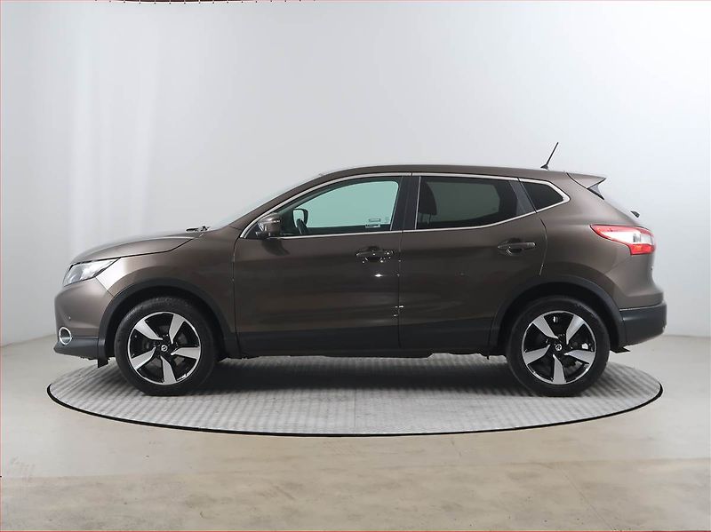 Nissan Qashqai (2016) 1.2 DIG-T, Serv.kniha, Navi - fotka 3 z 15