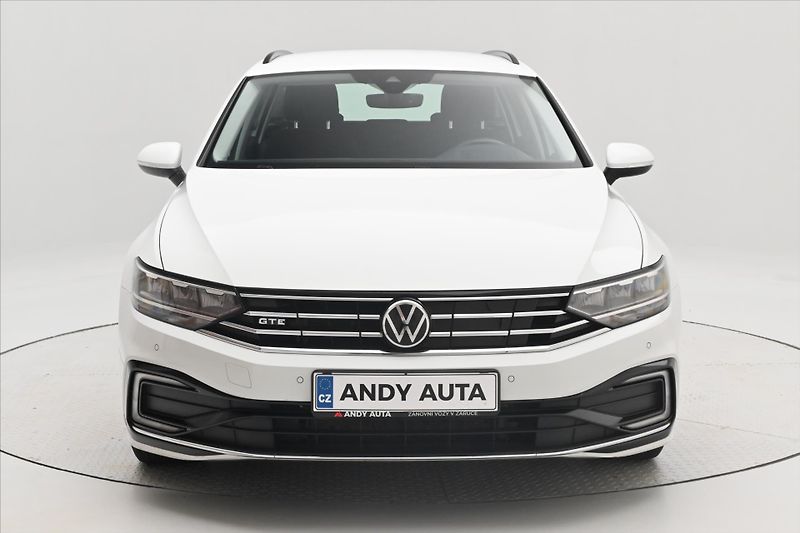 Volkswagen Passat 1,4 GTE 160 kW DSG Záruka až 5 - fotka 2 z 35
