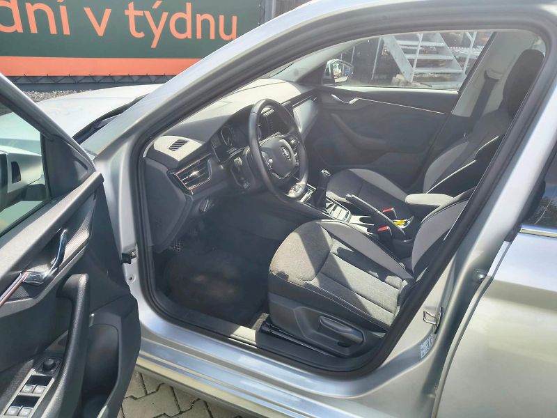 Škoda Kamiq (2021) STYLE 1.0TSI 81KW LED CZ - fotka 16 z 21