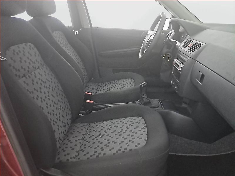 Škoda Fabia (2005) 1.2 12V, po STK - fotka 9 z 13